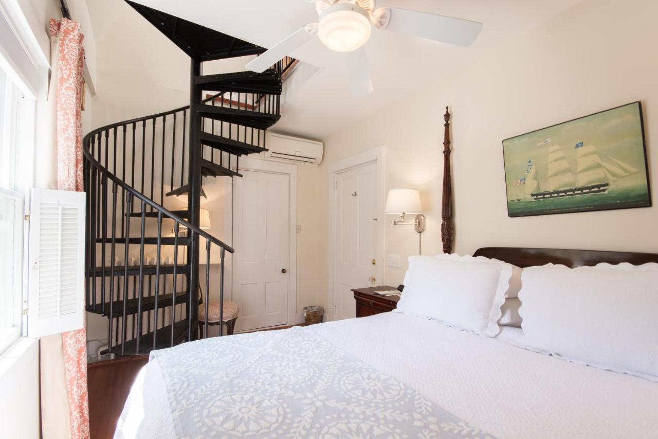 Marshall Slocum 4* Newport